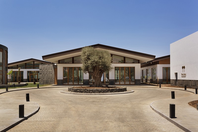 רחבת כניסה מלון סטאי כנרת